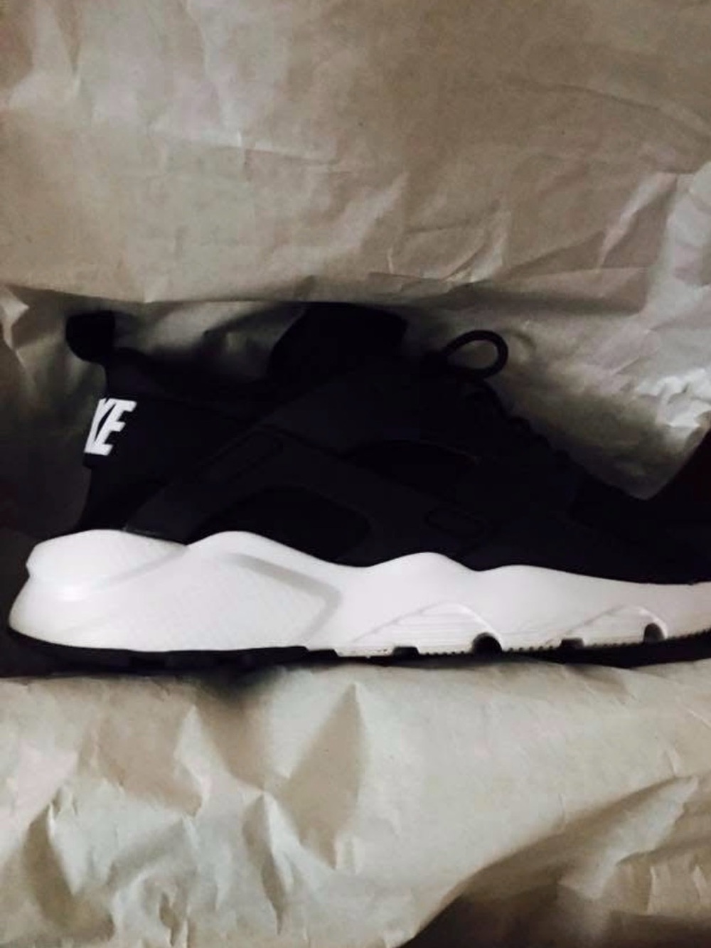Nike Black and White Women's Low-Top Sneaker